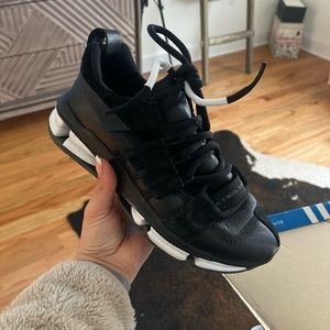 Adidas Men’s Size 6 Twinstrike ADV 'Stretch Leather' Sneakers
